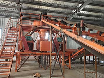 豬糞有機肥發(fā)酵造粒生產線