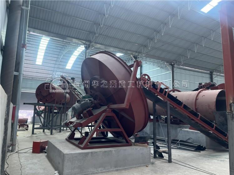 年產5萬噸有機肥生產線設備都有什么？